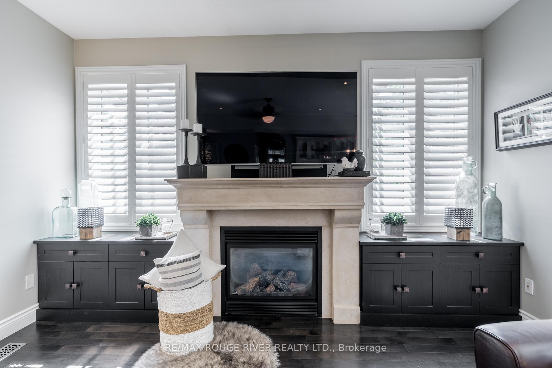 Photo 25 of 31 Corvinelli Drive, Whitby, Brooklin — HOMEH