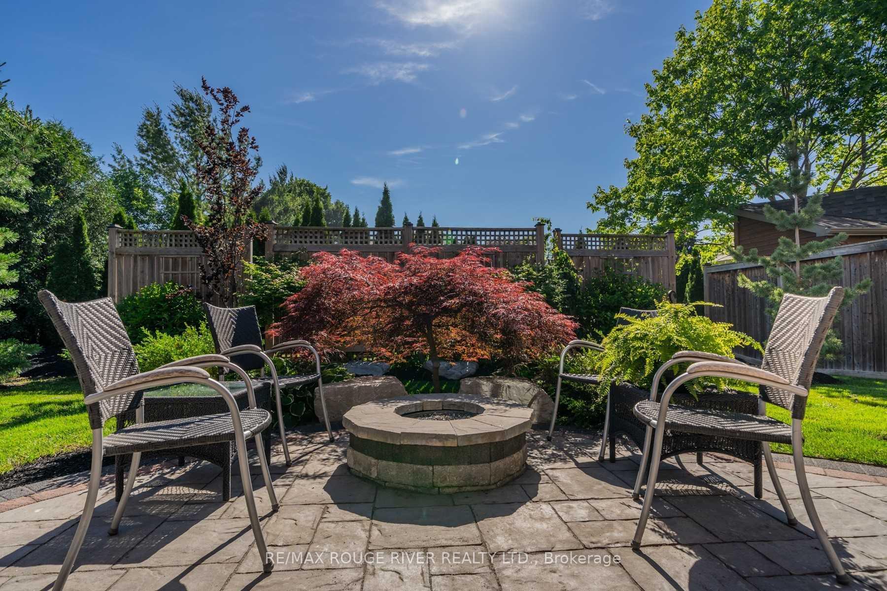 Photo 52 of 31 Corvinelli Drive, Whitby, Brooklin — HOMEH