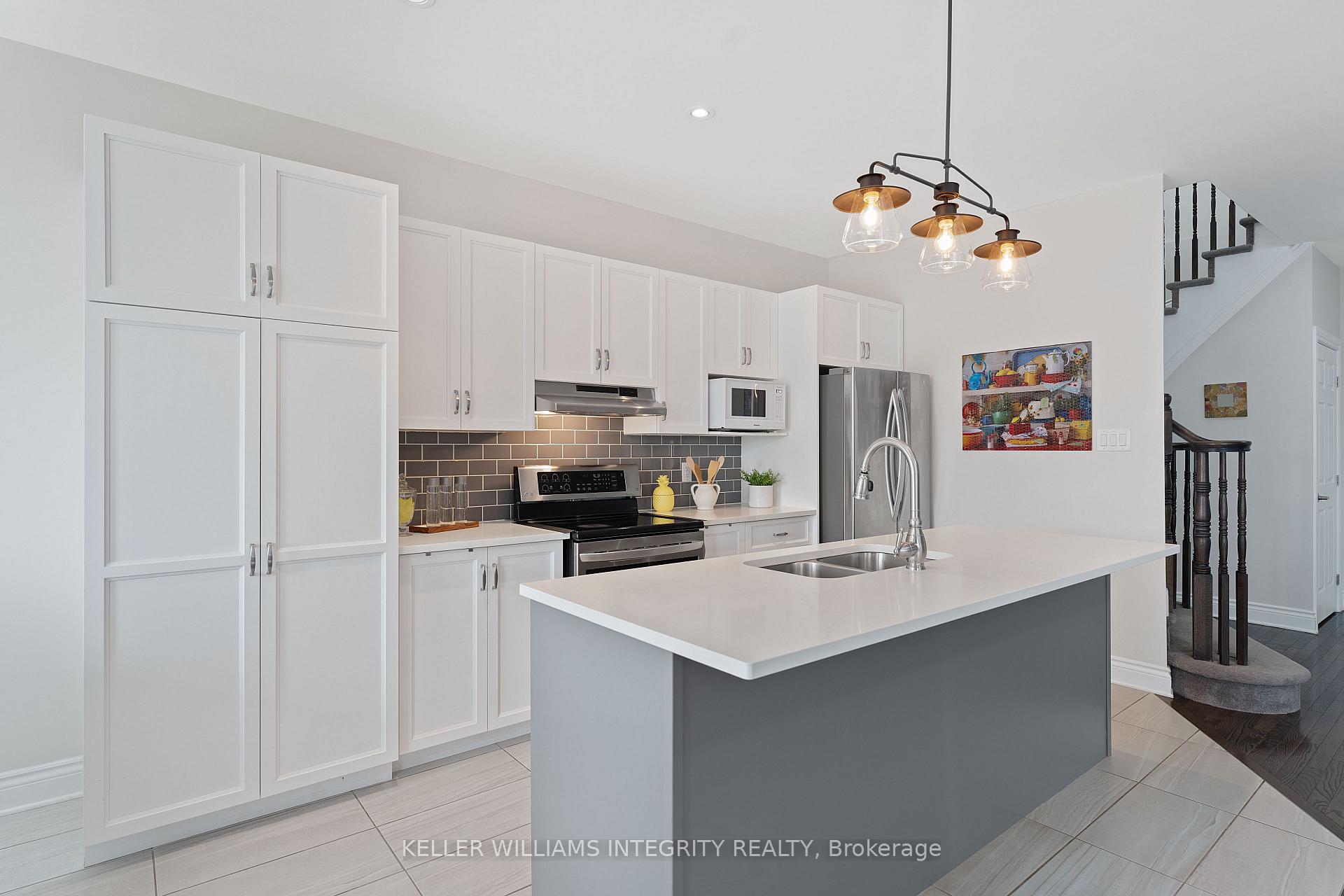 Photo 8 of 296 Bert Hall Street, Arnprior — HOMEH