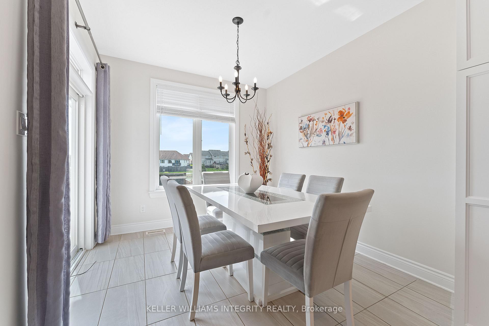 Photo 14 of 296 Bert Hall Street, Arnprior — HOMEH