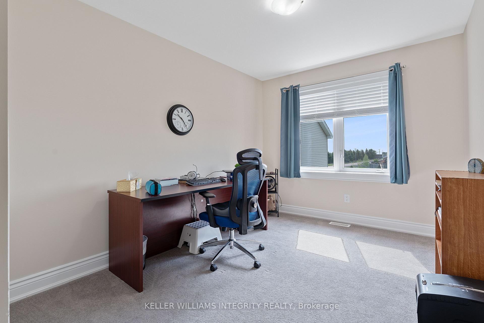 Photo 23 of 296 Bert Hall Street, Arnprior — HOMEH
