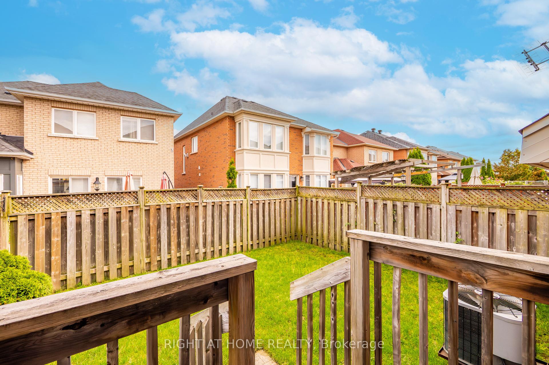 Photo 36 of 152 Westway Crescent, Vaughan, Concord — HOMEH