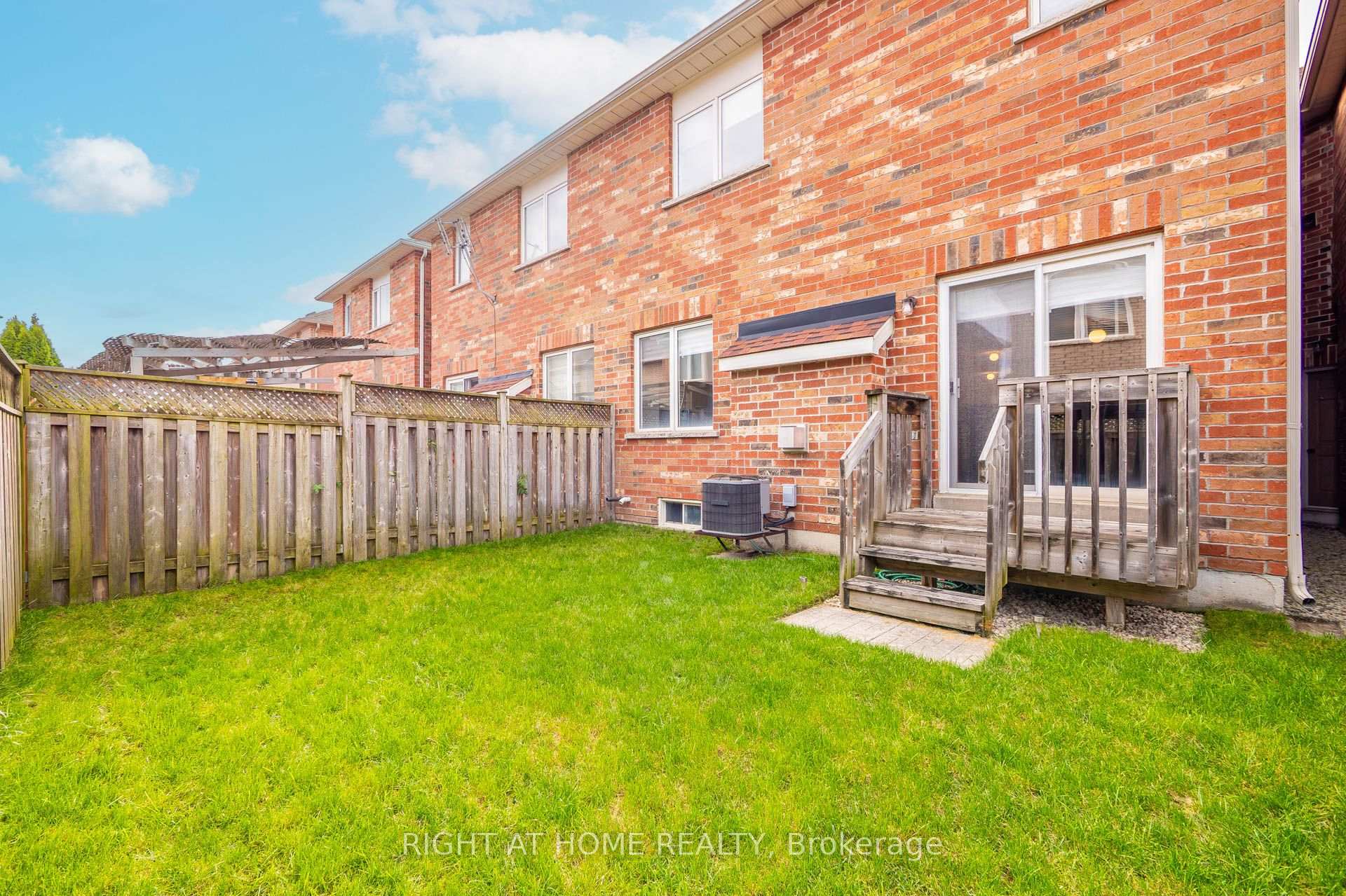 Photo 39 of 152 Westway Crescent, Vaughan, Concord — HOMEH