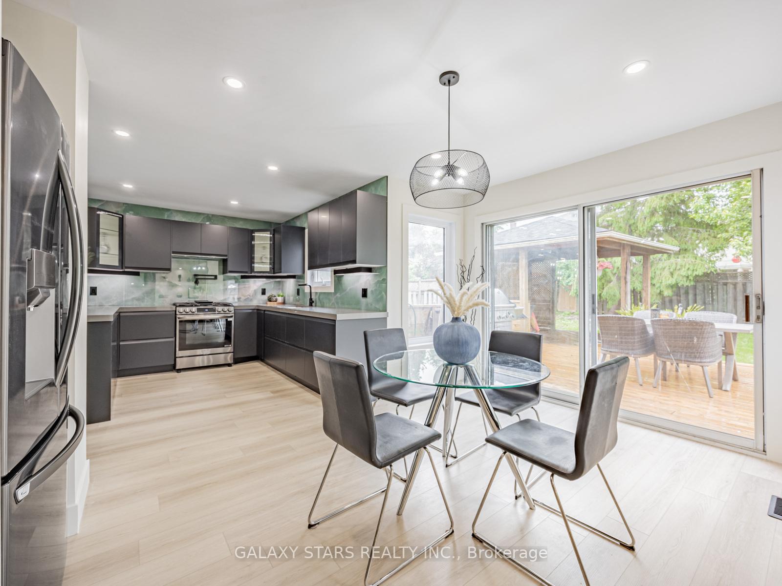 Photo 9 of 41 Jason Drive, Whitby, Pringle Creek — HOMEH
