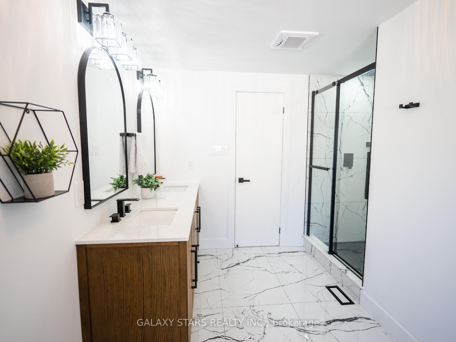 Photo 19 of 41 Jason Drive, Whitby, Pringle Creek — HOMEH