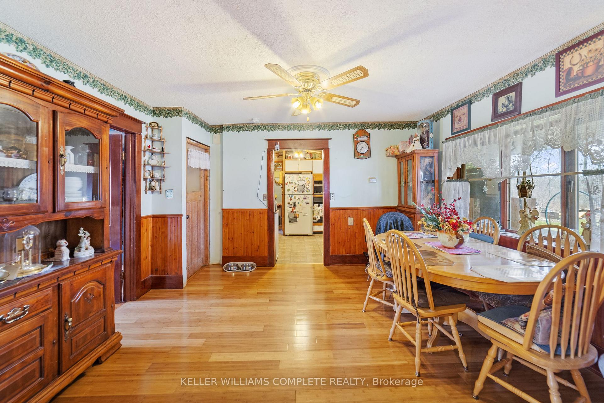 Photo 7 of 285 Young Road, Welland, Cooks Mills — HOMEH