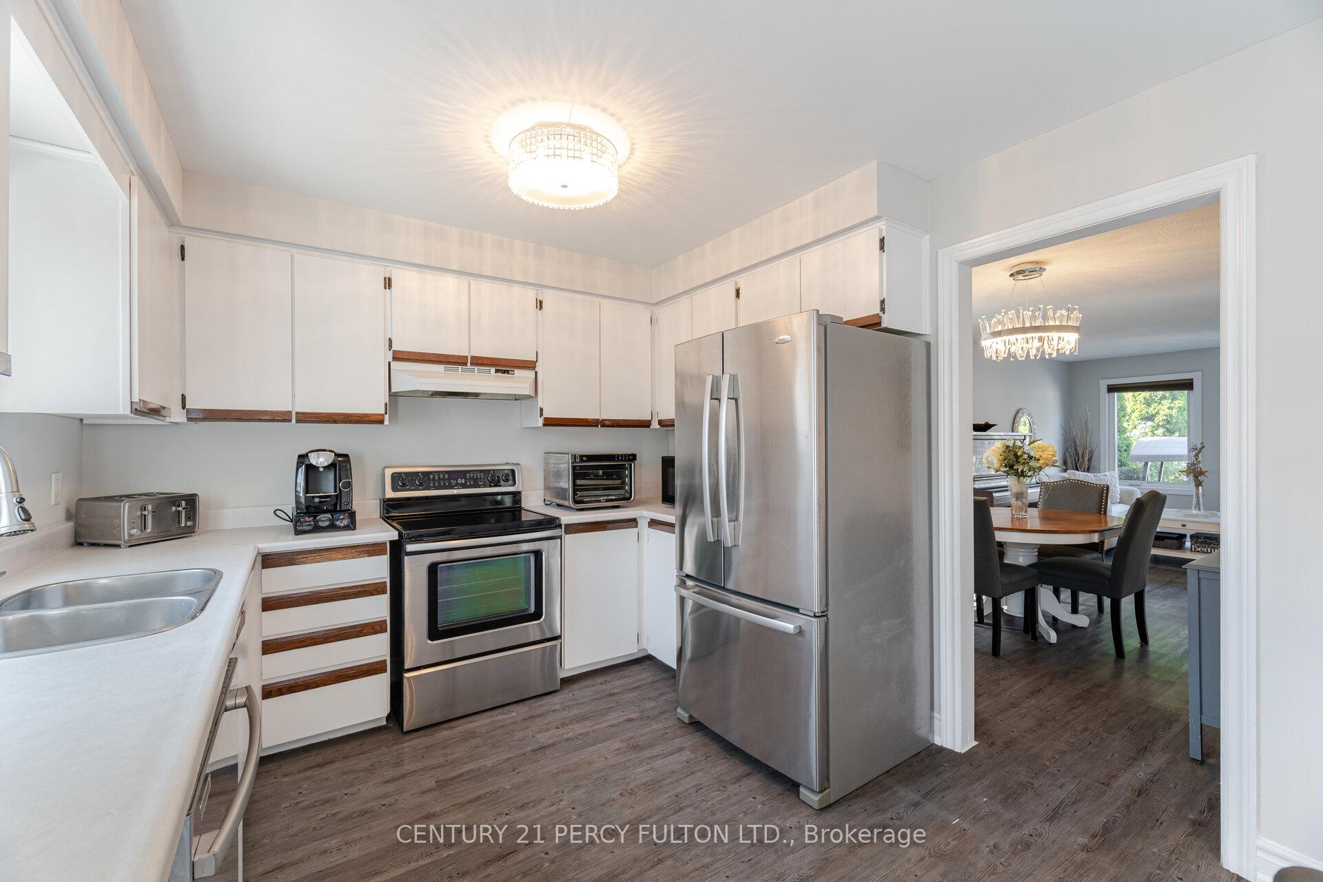 Photo 9 of 41 Gardiner Drive, Ajax, Central — HOMEH