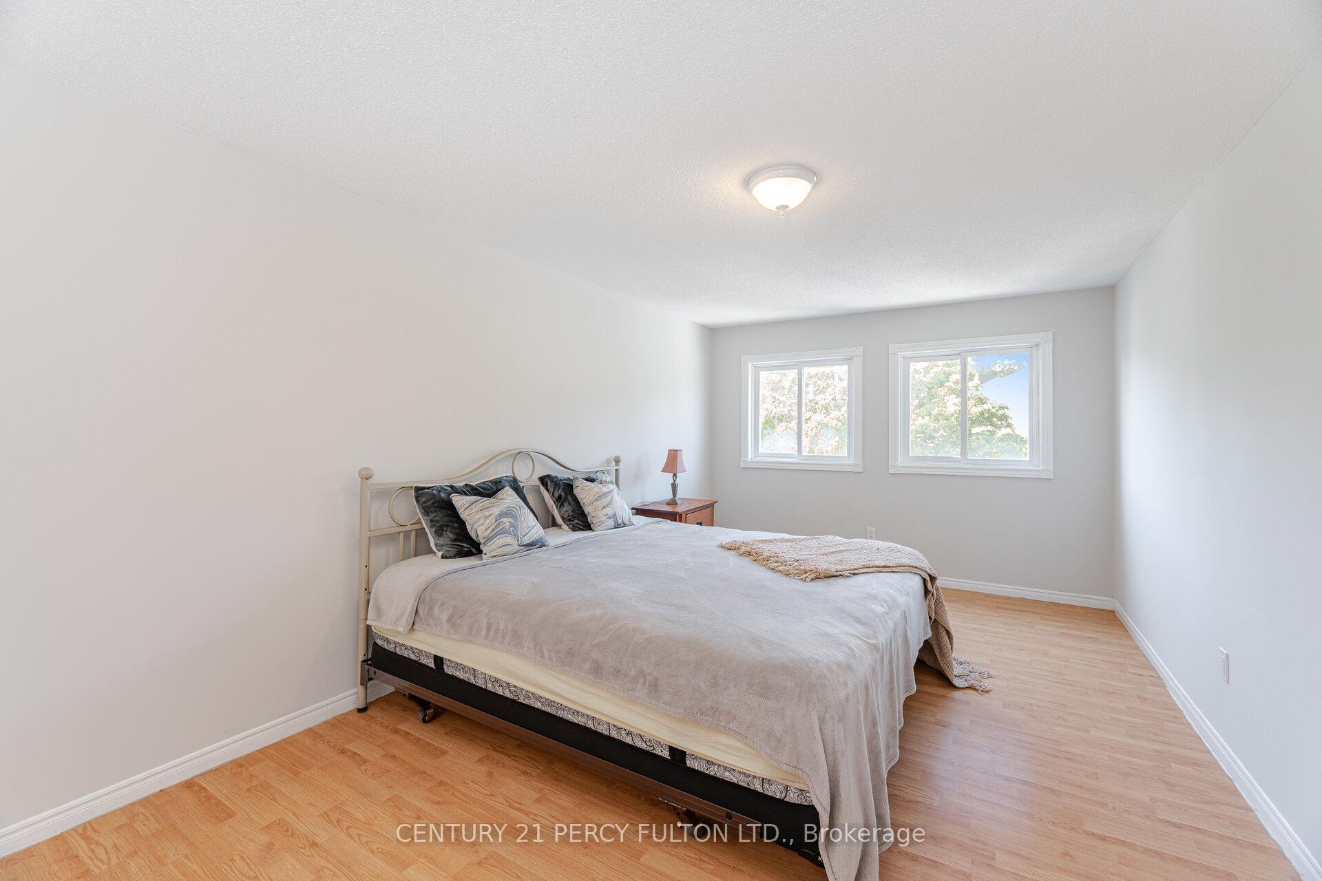 Photo 19 of 41 Gardiner Drive, Ajax, Central — HOMEH