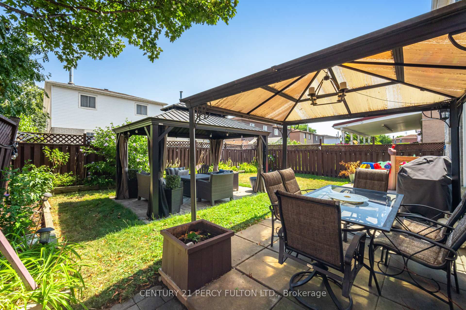 Photo 38 of 41 Gardiner Drive, Ajax, Central — HOMEH