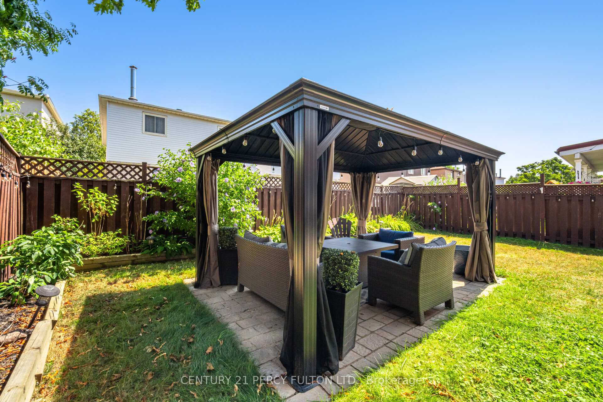 Photo 31 of 41 Gardiner Drive, Ajax, Central — HOMEH