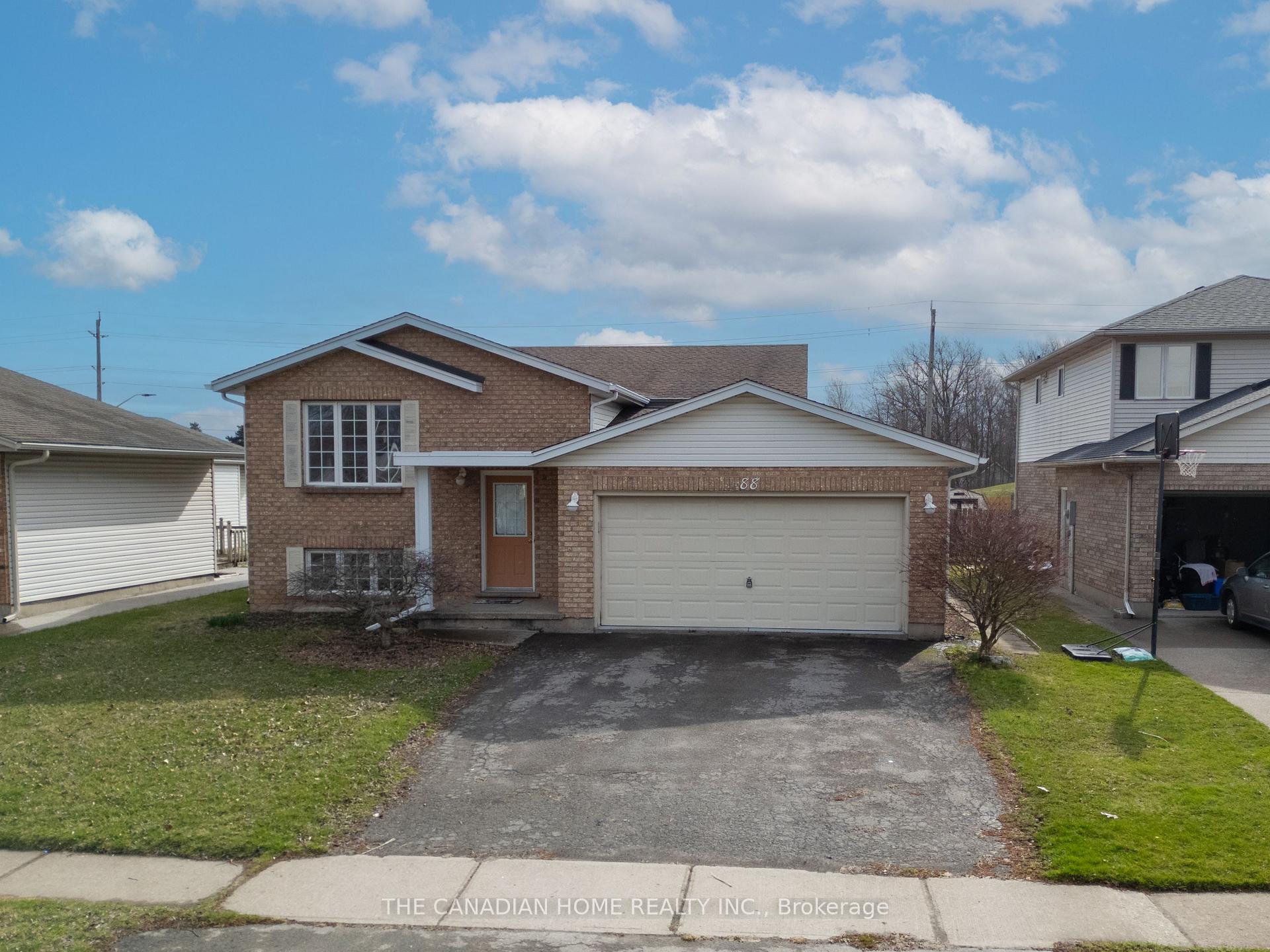 Photo 1 of 88 Cedarvale Crescent, Welland, N. Welland — HOMEH