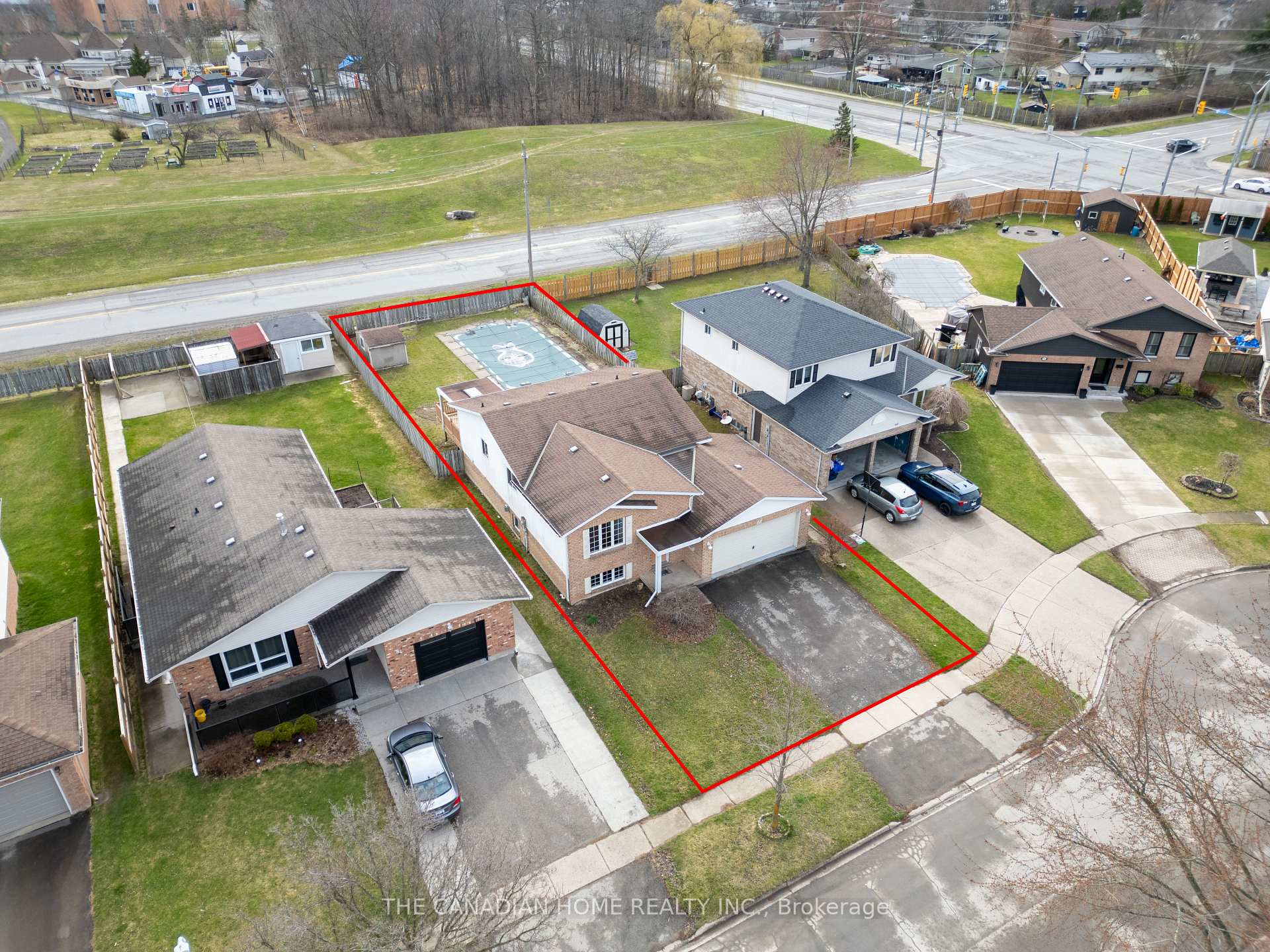 Photo 6 of 88 Cedarvale Crescent, Welland, N. Welland — HOMEH