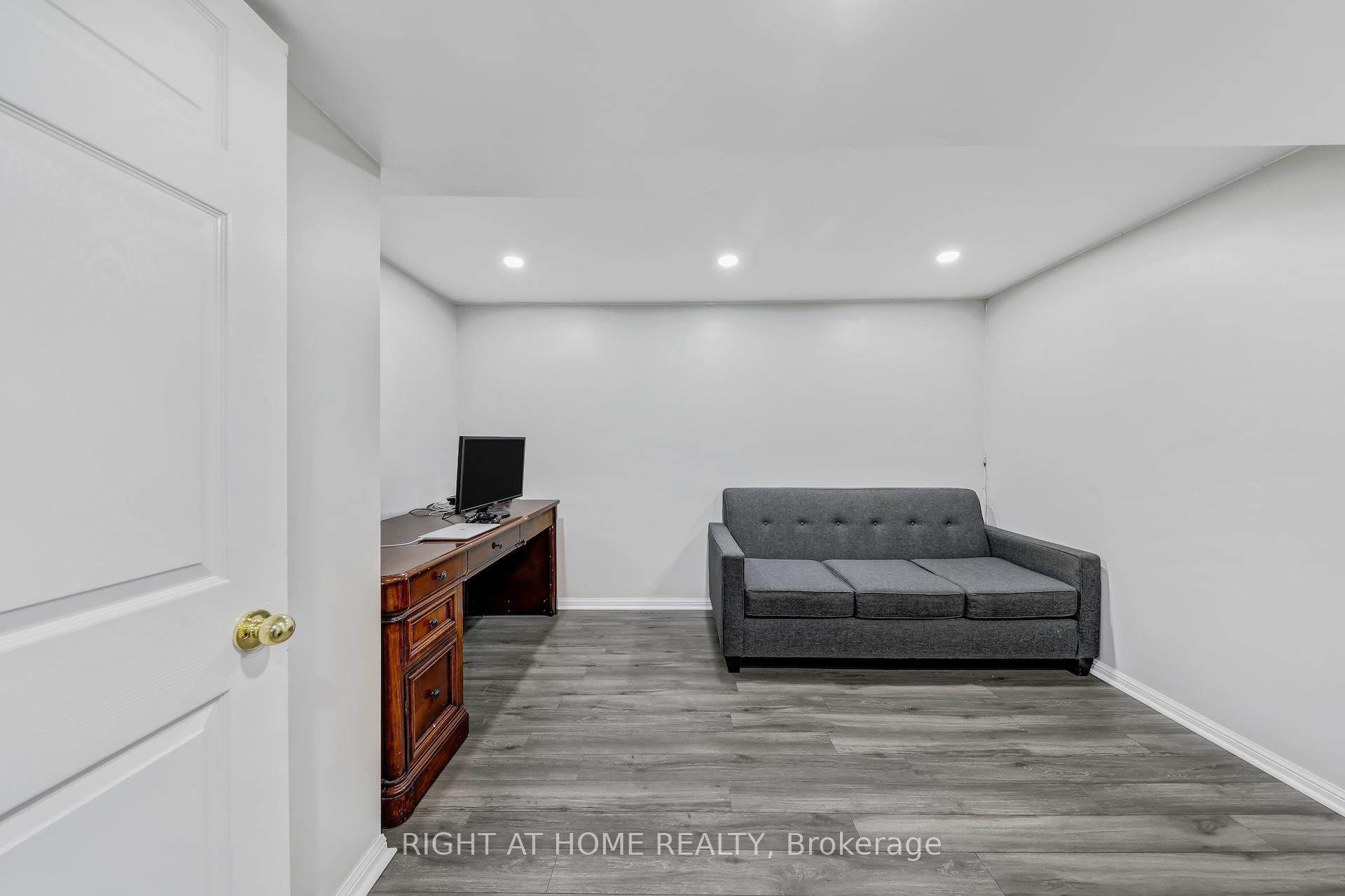 Photo 36 of 9900 Keele Street, Vaughan, Maple — HOMEH