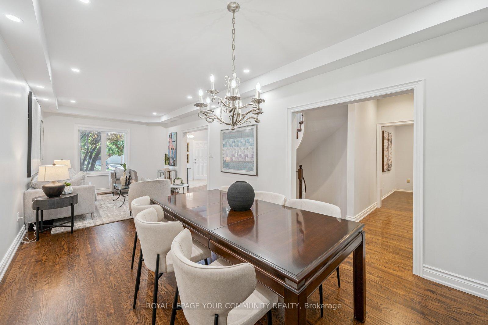 Photo 10 of 92 Mulholland Drive, Vaughan, Beverley Glen — HOMEH