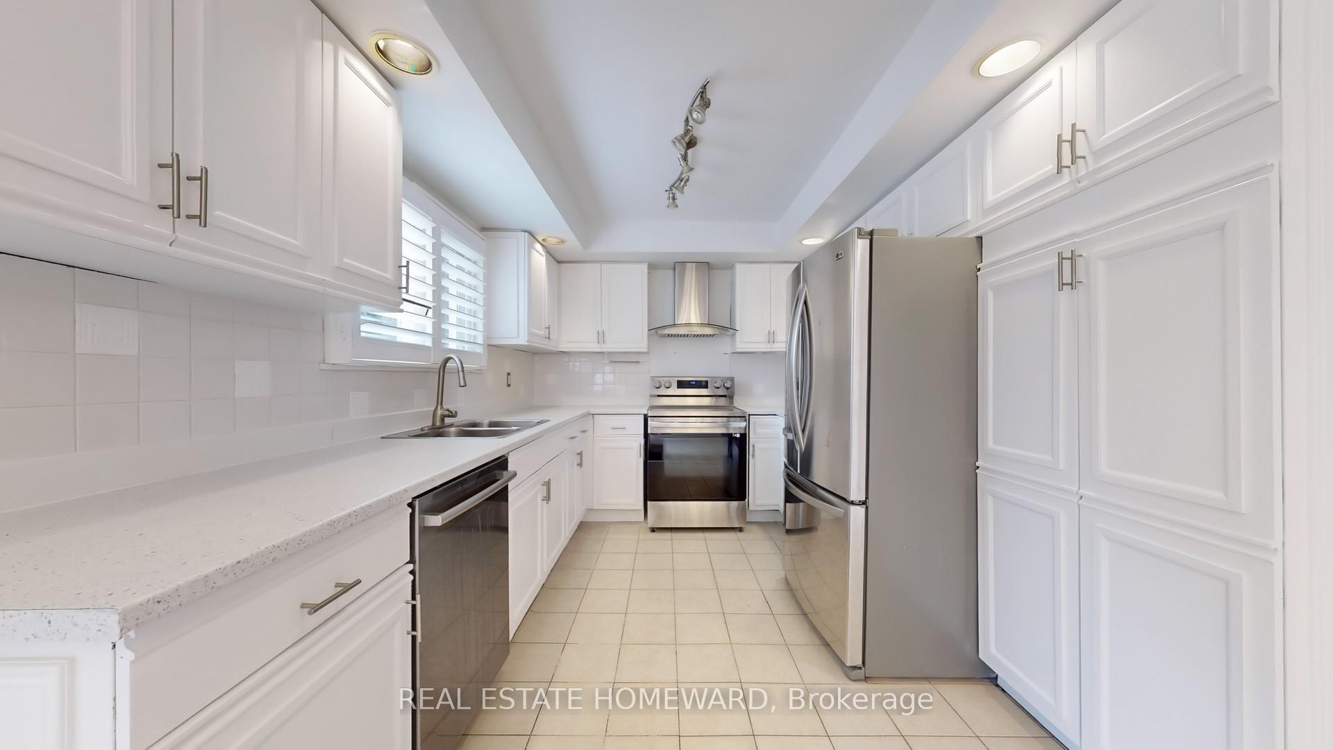 Photo 16 of Unit Main2nd, 62 Mcclenny Drive, Aurora, Aurora Highlands — HOMEH
