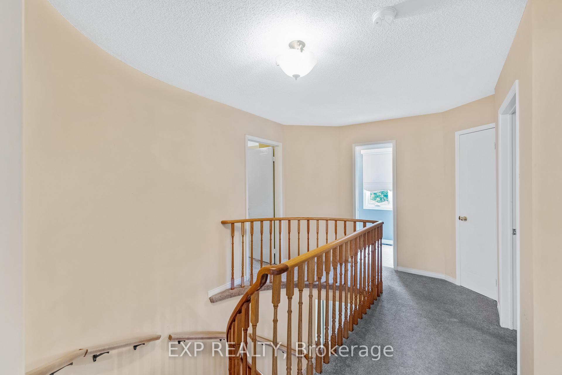Photo 18 of 57 Twelve Oaks Drive, Aurora, Aurora Village — HOMEH