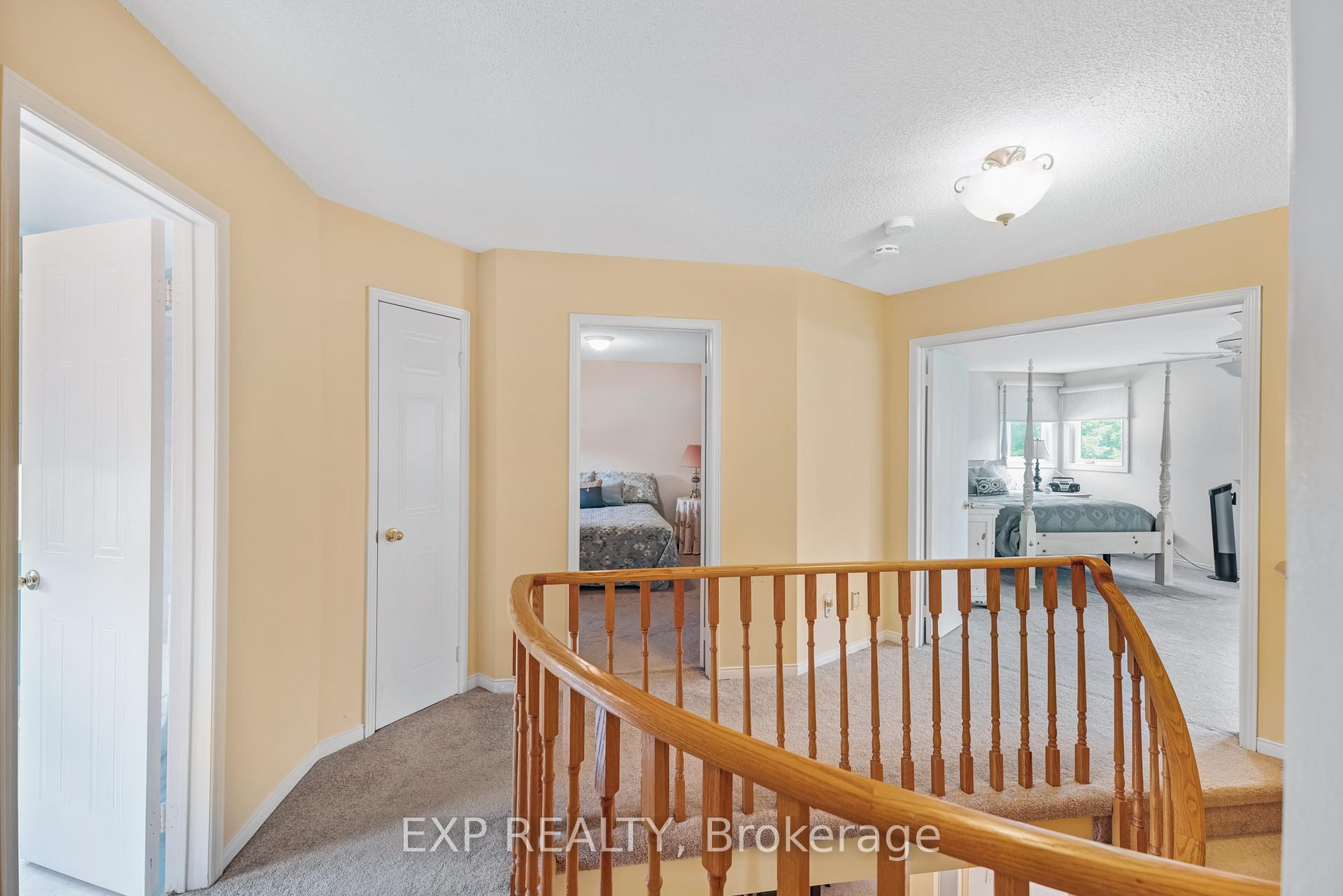 Photo 24 of 57 Twelve Oaks Drive, Aurora, Aurora Village — HOMEH