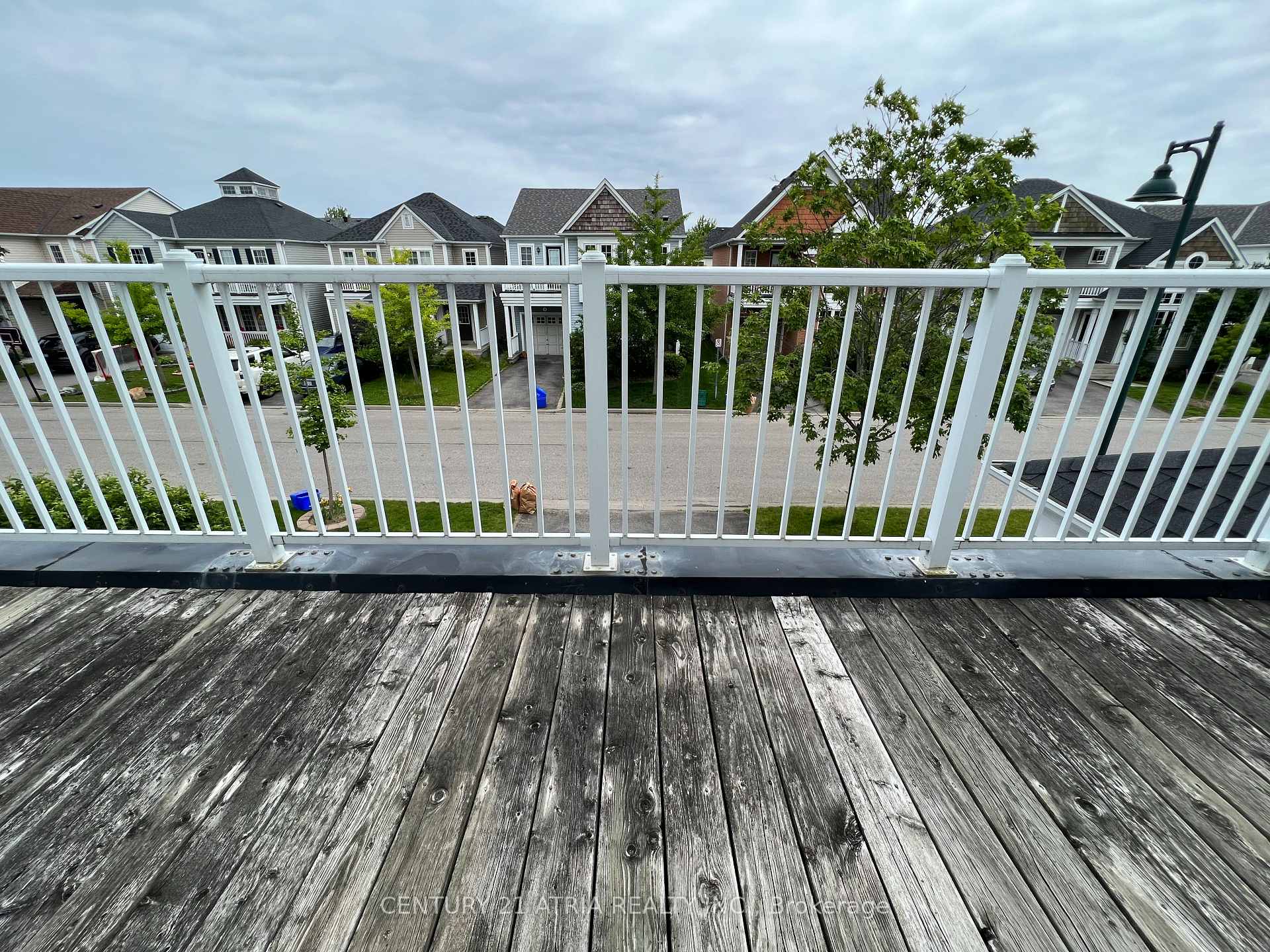 Photo 21 of 8 Hoile Drive, Ajax, South East — HOMEH