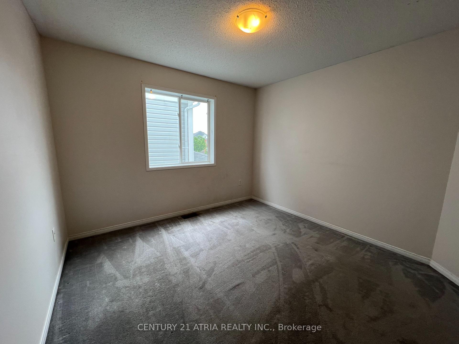 Photo 19 of 8 Hoile Drive, Ajax, South East — HOMEH