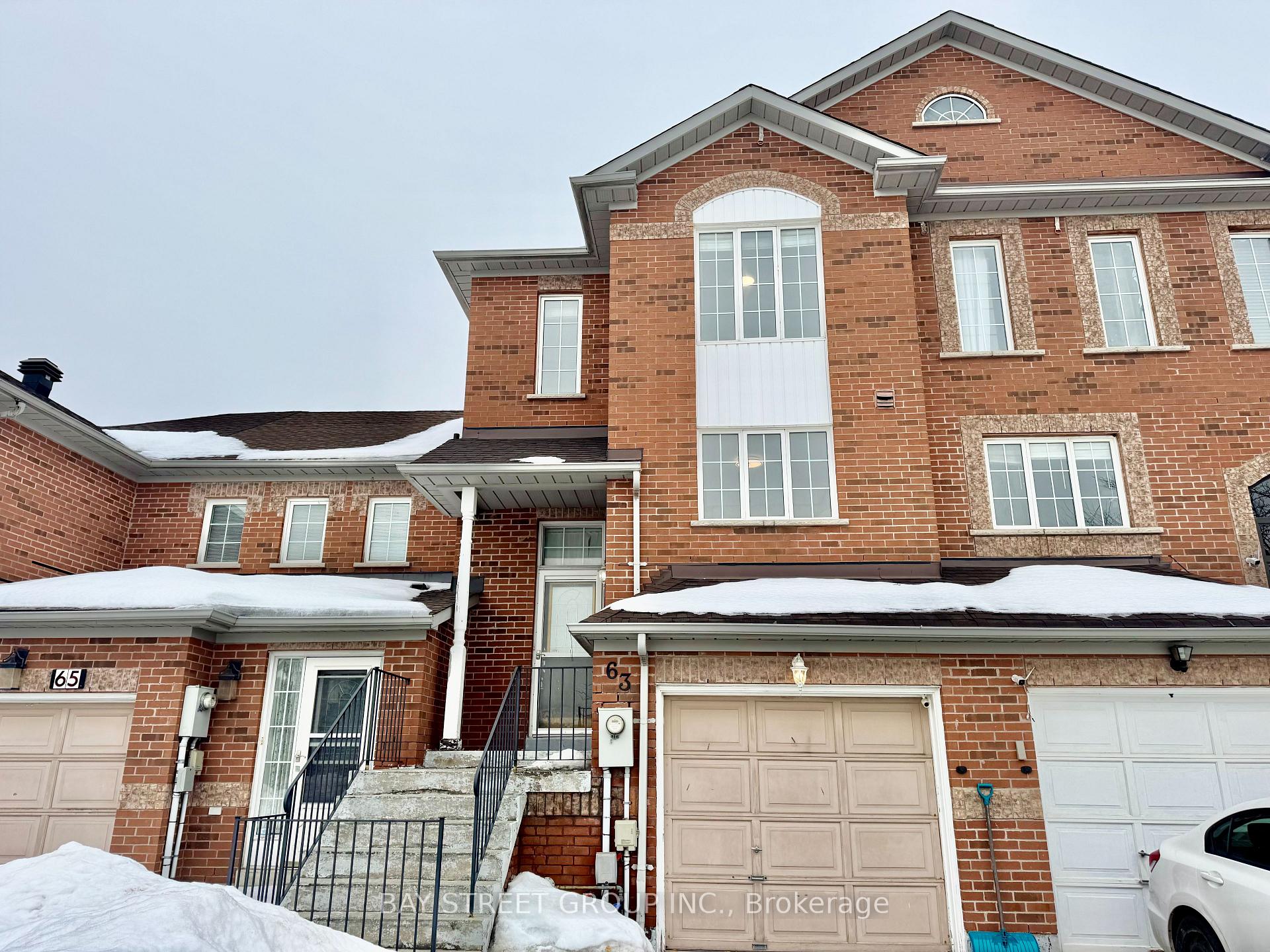 Photo 1 of 63 Lucena Crescent, Vaughan, Maple — HOMEH