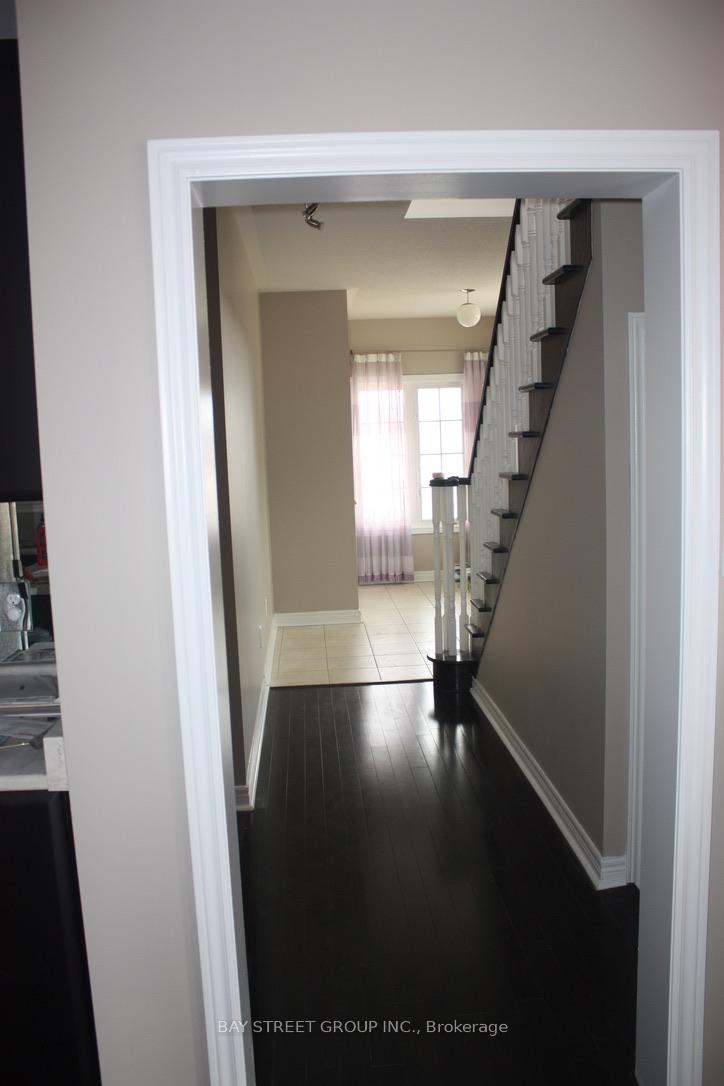 Photo 9 of 1 Borjana Boulevard, Vaughan, Patterson — HOMEH