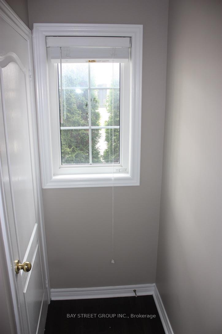 Photo 10 of 1 Borjana Boulevard, Vaughan, Patterson — HOMEH