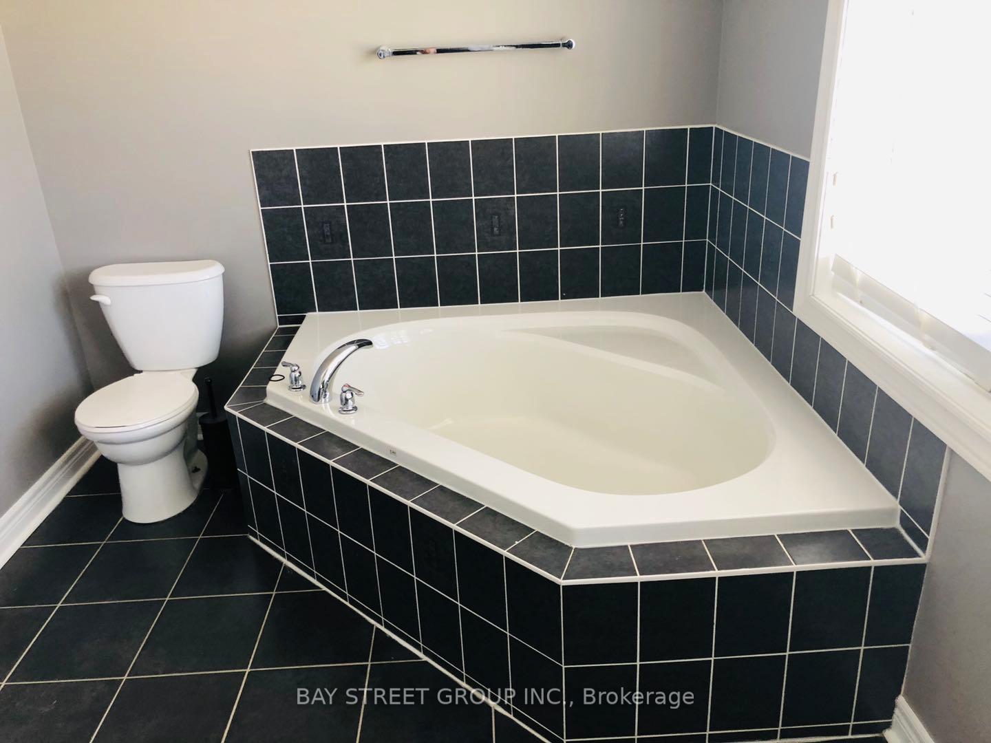 Photo 19 of 1 Borjana Boulevard, Vaughan, Patterson — HOMEH
