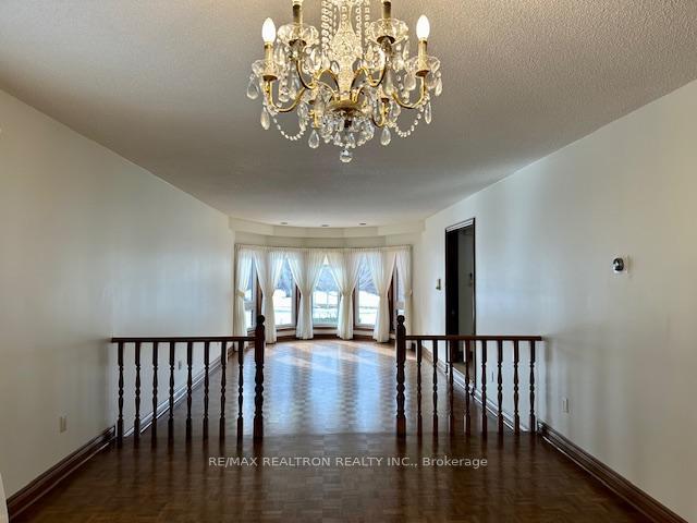 Photo 10 of 270 Arnold Avenue, Vaughan, Crestwood-Springfarm-Yorkhill — HOMEH