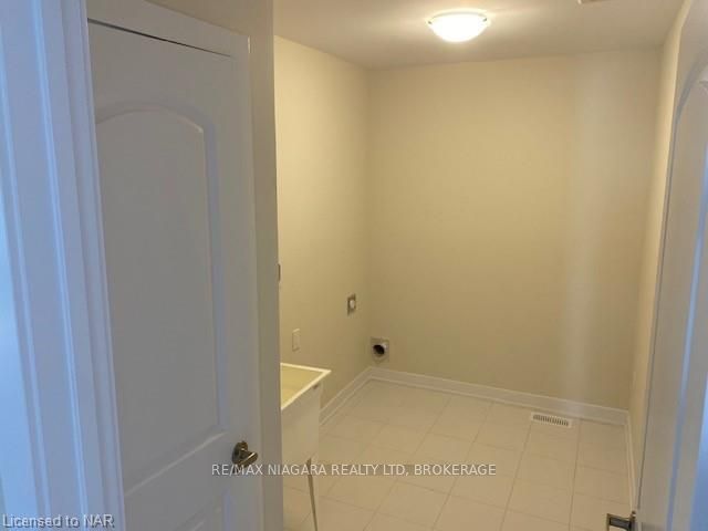 Photo 14 of 240 Forks Road, Welland, Dain City — HOMEH