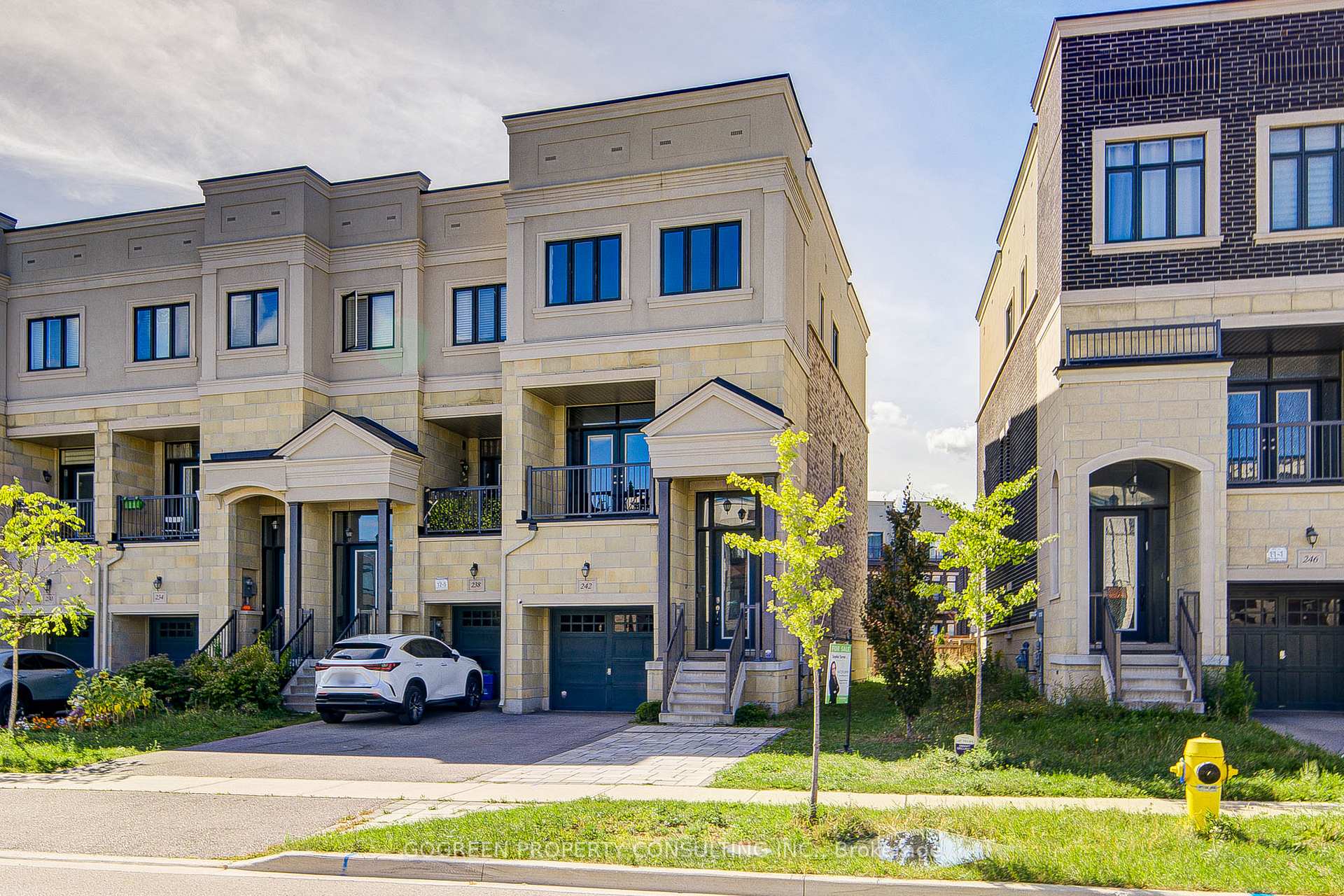 Photo 1 of 242 Thomas Cook Avenue, Vaughan, Patterson — HOMEH