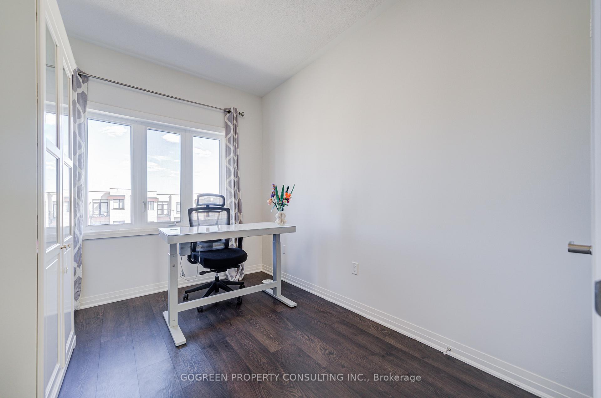 Photo 32 of 242 Thomas Cook Avenue, Vaughan, Patterson — HOMEH