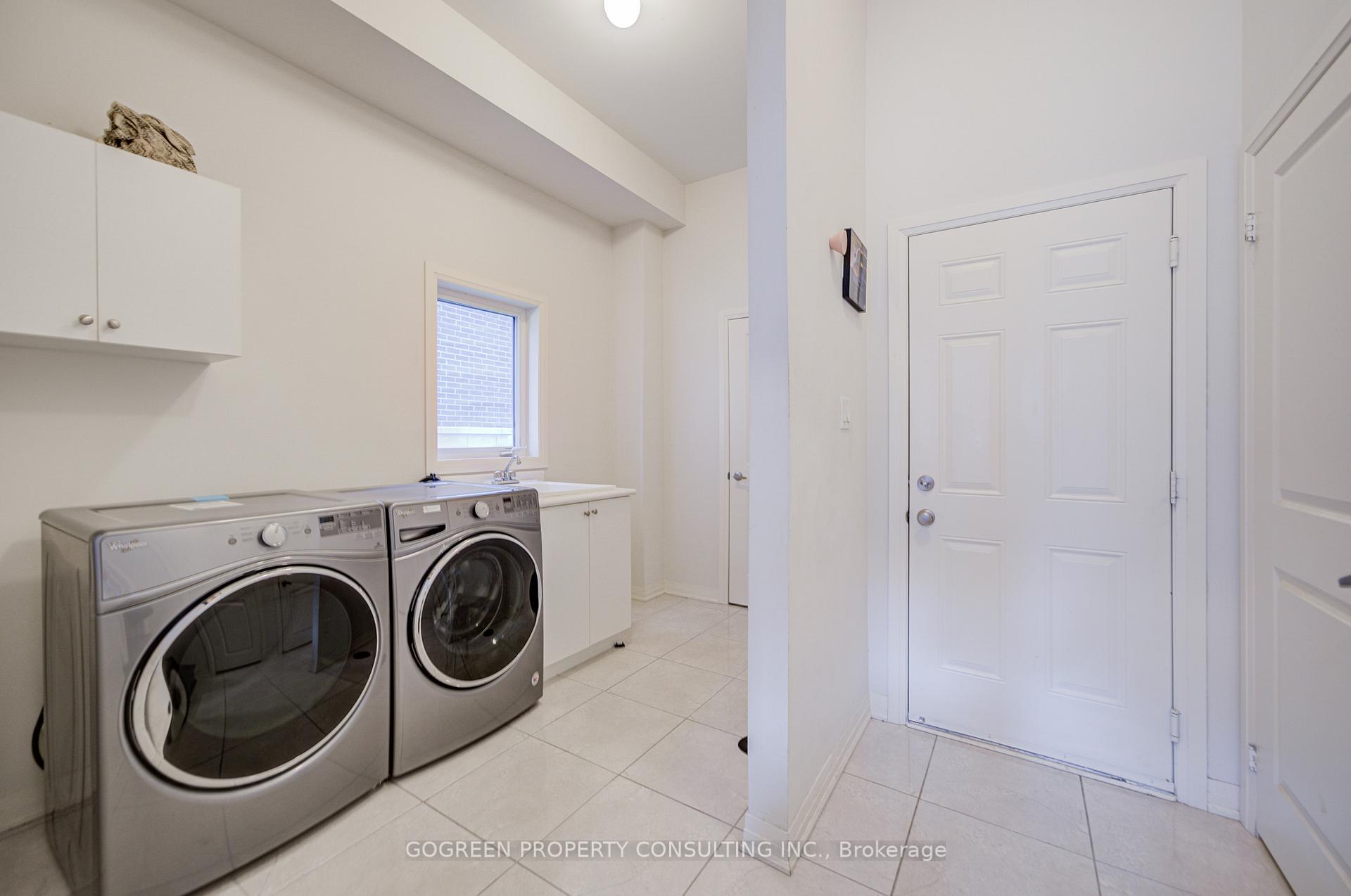 Photo 38 of 242 Thomas Cook Avenue, Vaughan, Patterson — HOMEH