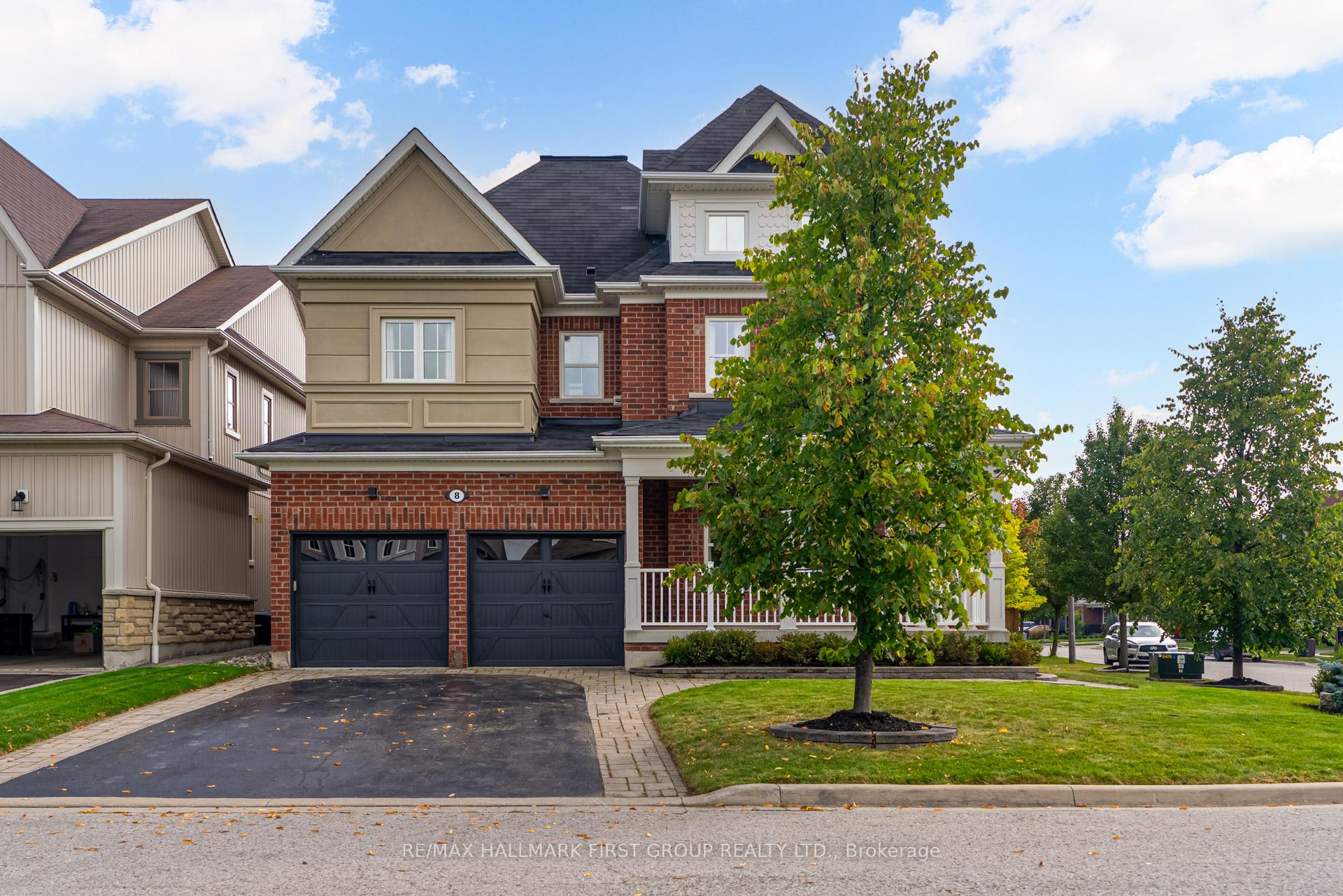Photo 2 of 8 Jarrow Crescent, Whitby, Brooklin — HOMEH