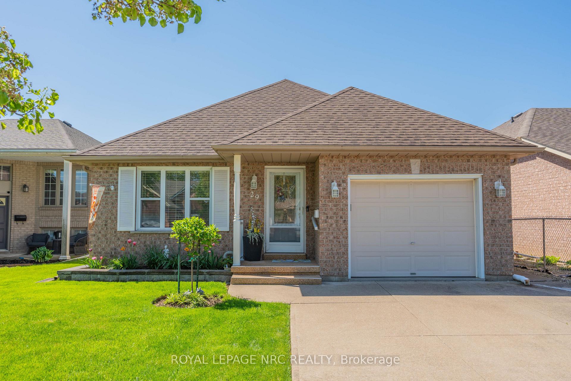 Photo 1 of 29 Jefferson Court E, Welland, N. Welland — HOMEH