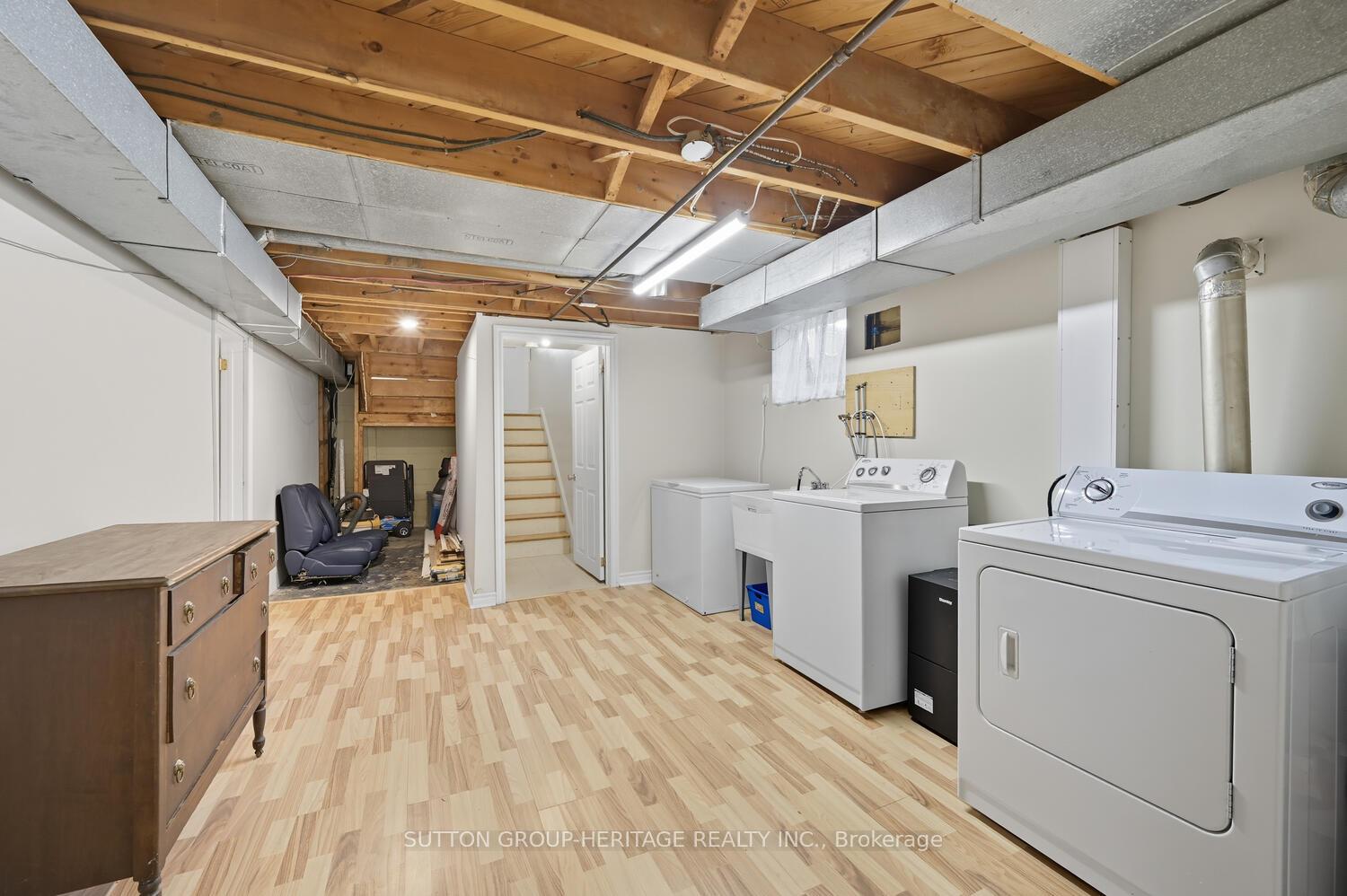 Photo 23 of 904 Walton Boulevard, Whitby, Williamsburg — HOMEH