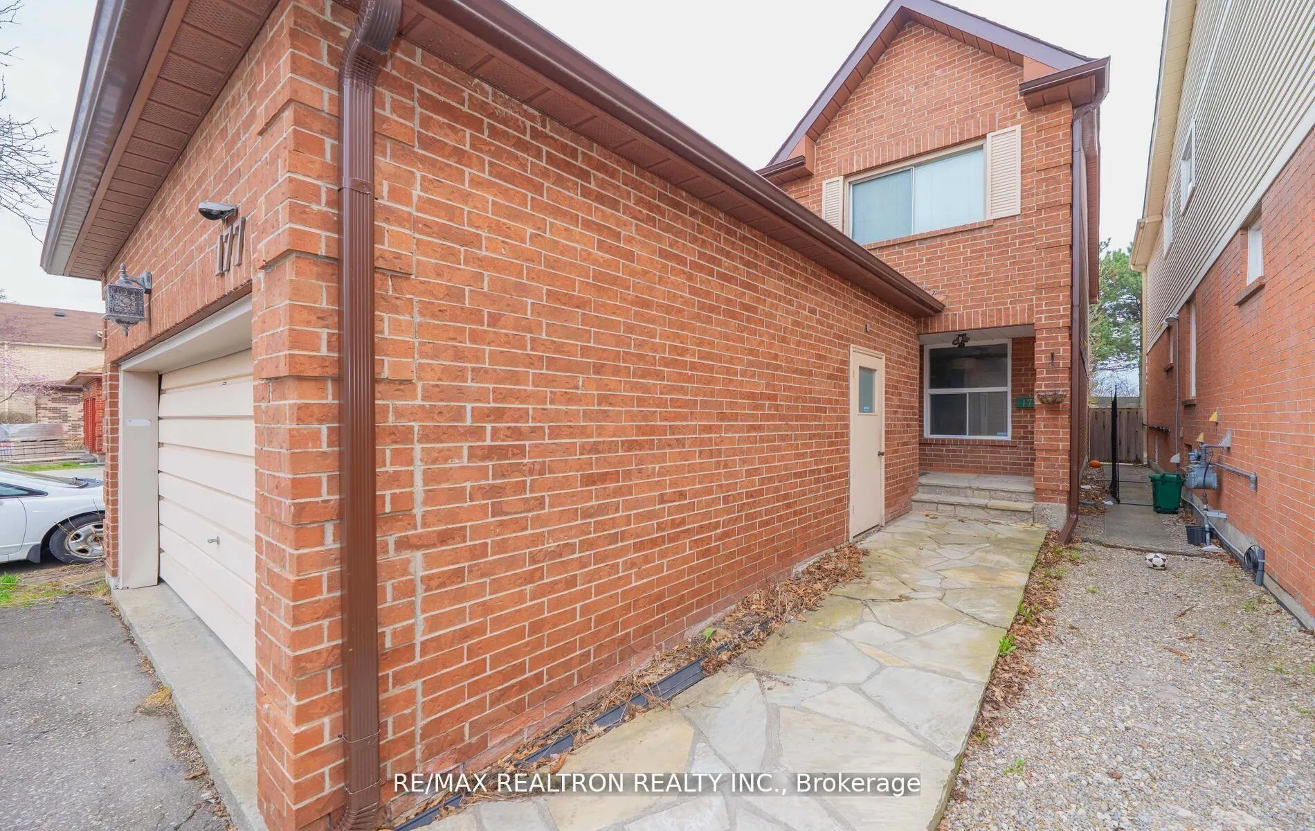 Photo 3 of 177 North Meadow Crescent, Vaughan, Crestwood-Springfarm-Yorkhill — HOMEH