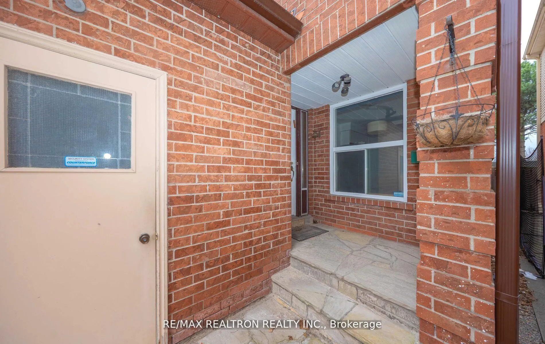 Photo 4 of 177 North Meadow Crescent, Vaughan, Crestwood-Springfarm-Yorkhill — HOMEH