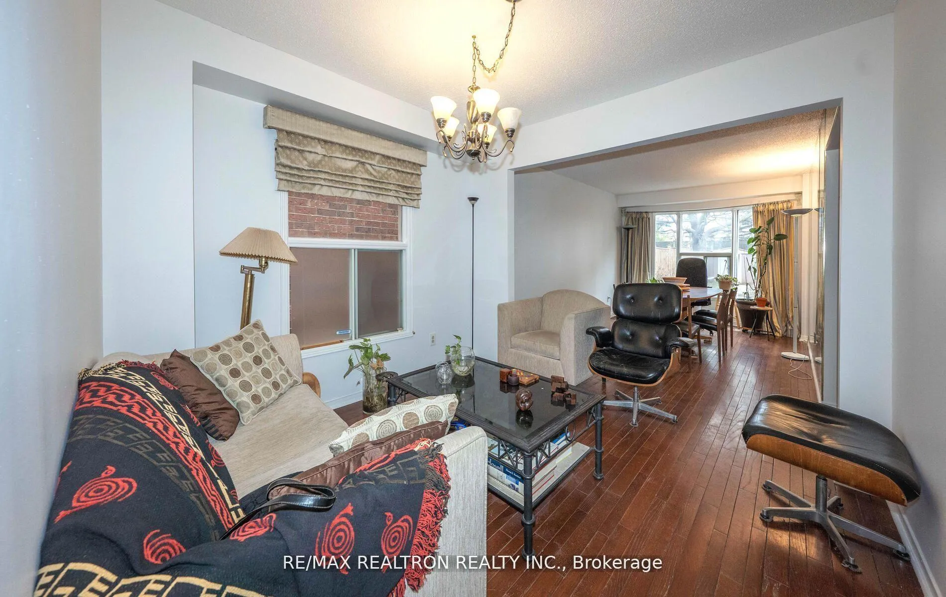 Photo 7 of 177 North Meadow Crescent, Vaughan, Crestwood-Springfarm-Yorkhill — HOMEH