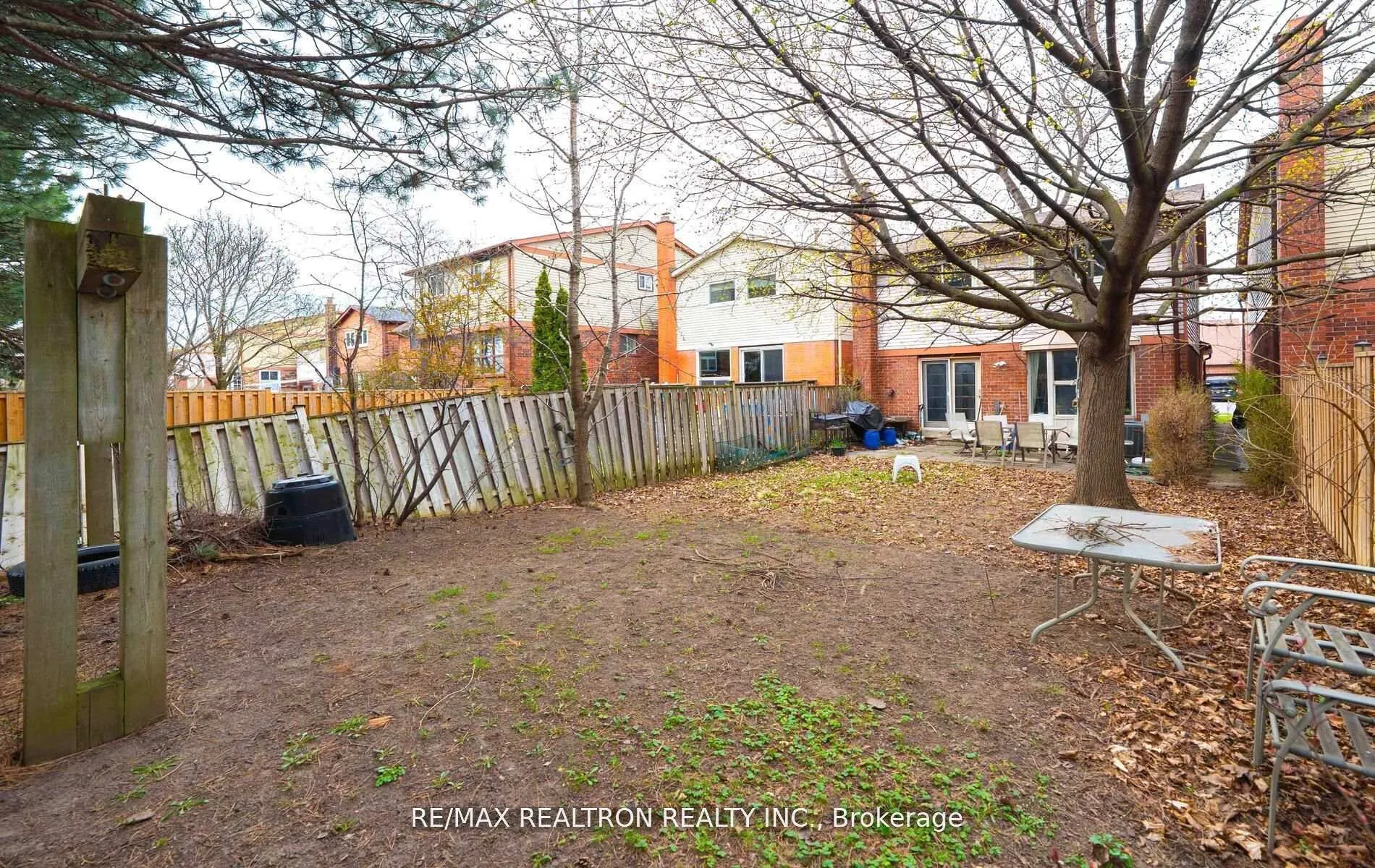 Photo 35 of 177 North Meadow Crescent, Vaughan, Crestwood-Springfarm-Yorkhill — HOMEH