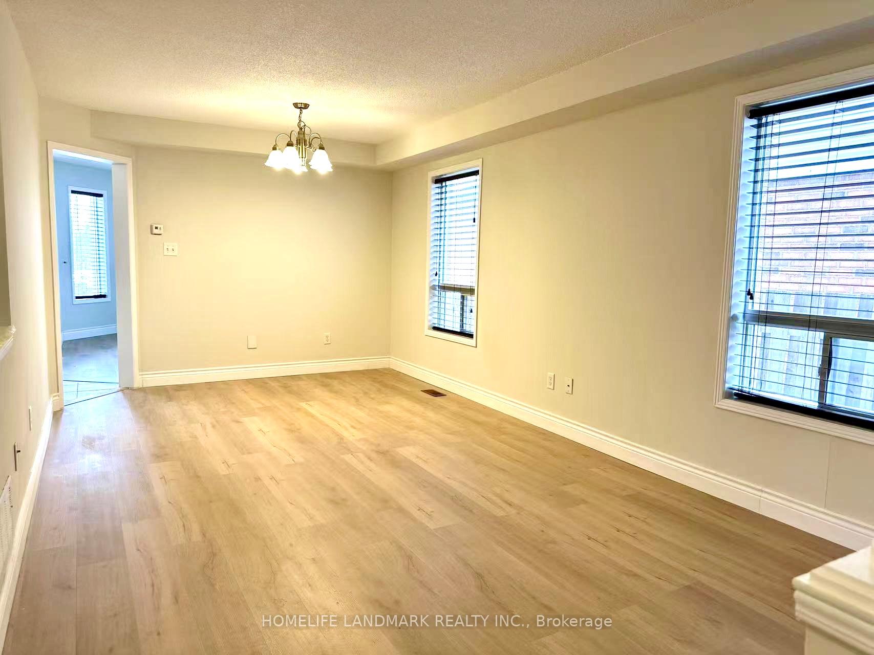 Photo 3 of 141 Bourbon Place, Whitby, Pringle Creek — HOMEH