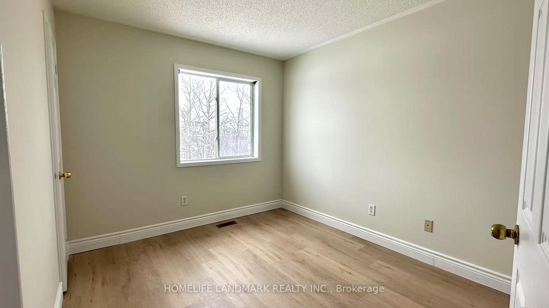 Photo 12 of 141 Bourbon Place, Whitby, Pringle Creek — HOMEH