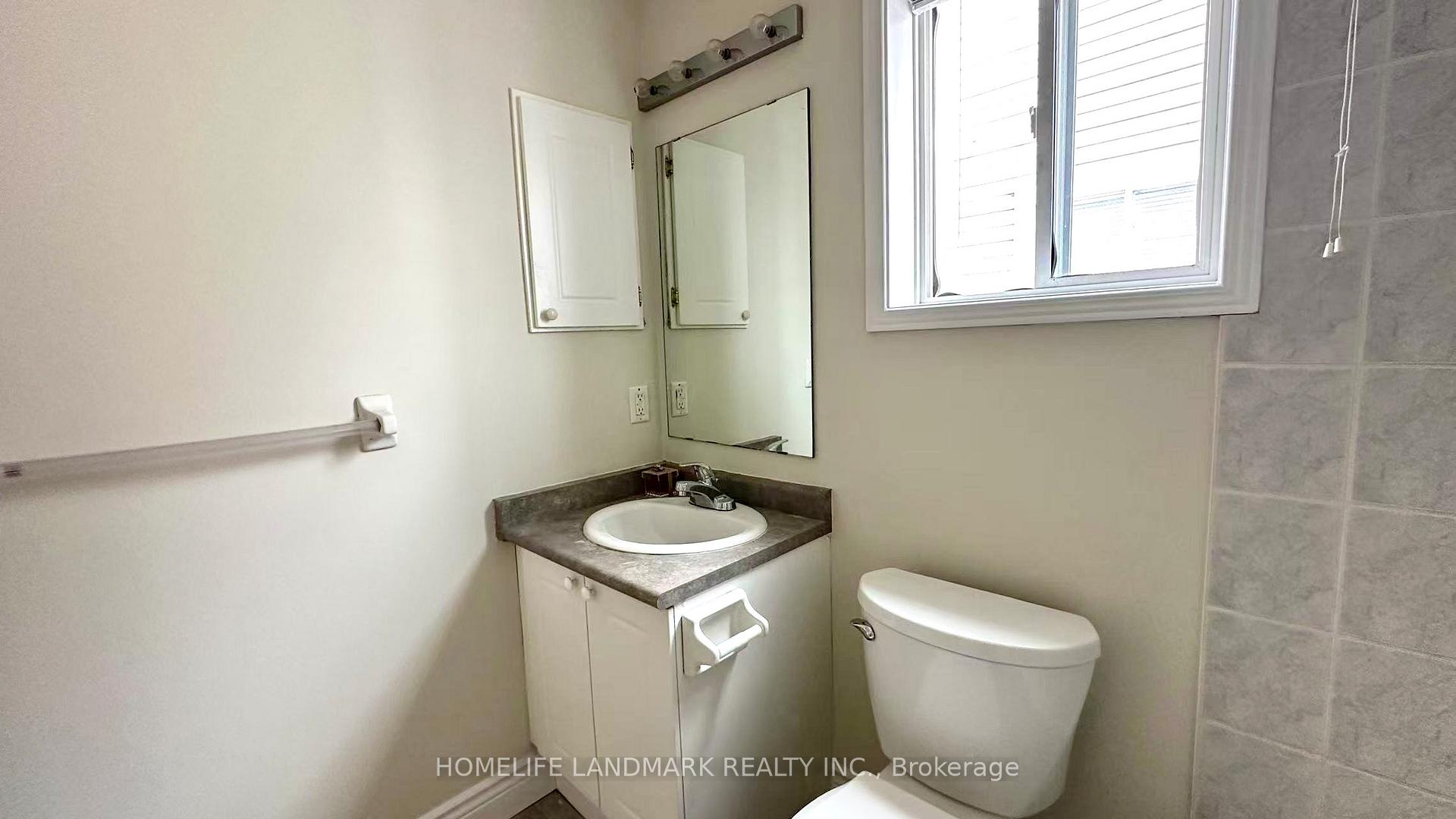 Photo 14 of 141 Bourbon Place, Whitby, Pringle Creek — HOMEH