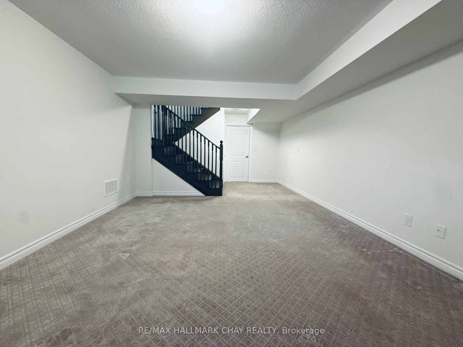 Photo 30 of 17 Sutcliffe Drive, Whitby, Rolling Acres — HOMEH