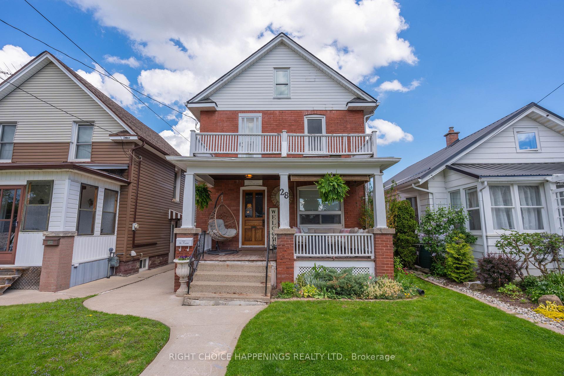 Front of 28 Oakland Avenue