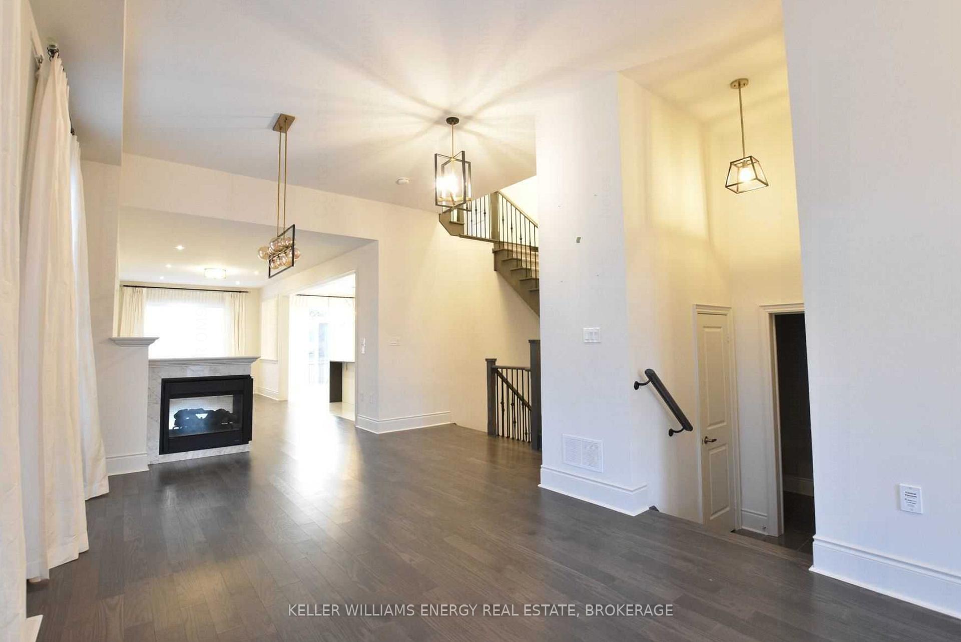 Photo 3 of 74 Braebrook Drive, Whitby, Rolling Acres — HOMEH