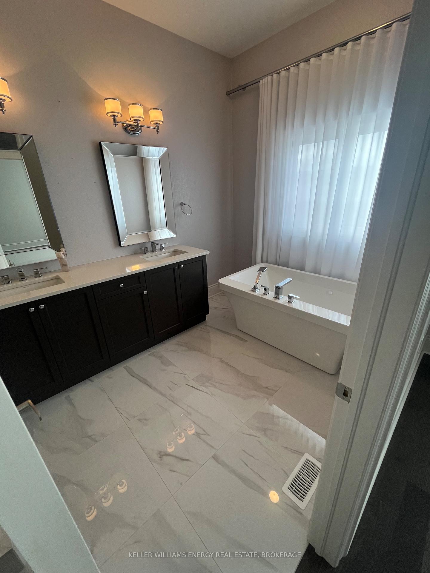 Photo 9 of 74 Braebrook Drive, Whitby, Rolling Acres — HOMEH