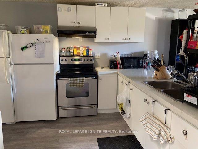 Photo 2 of Unit Room #2, 65 Hickling Trail, Barrie, Grove East — HOMEH