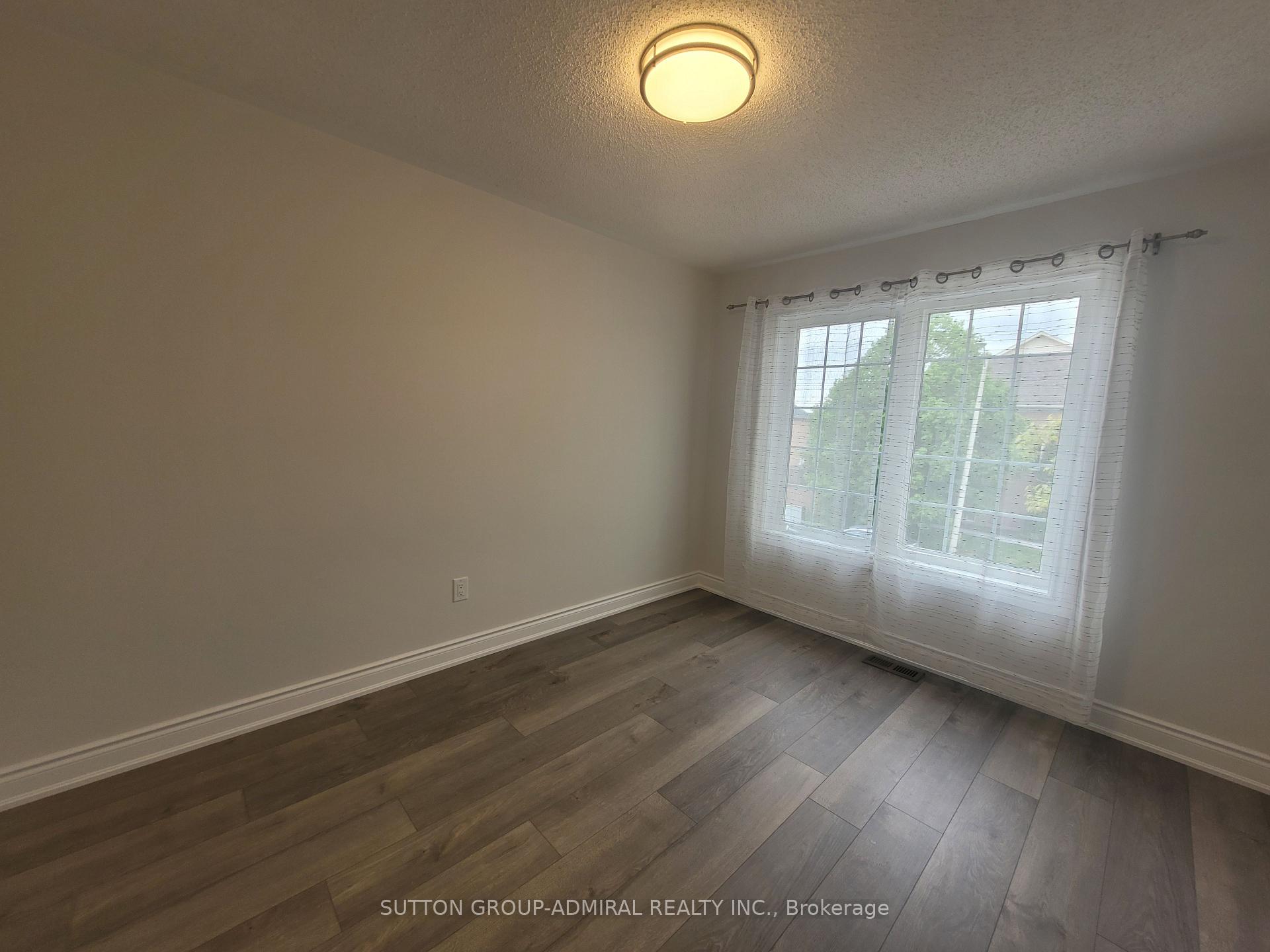 Photo 24 of 16 Marathon Avenue, Vaughan, Patterson — HOMEH