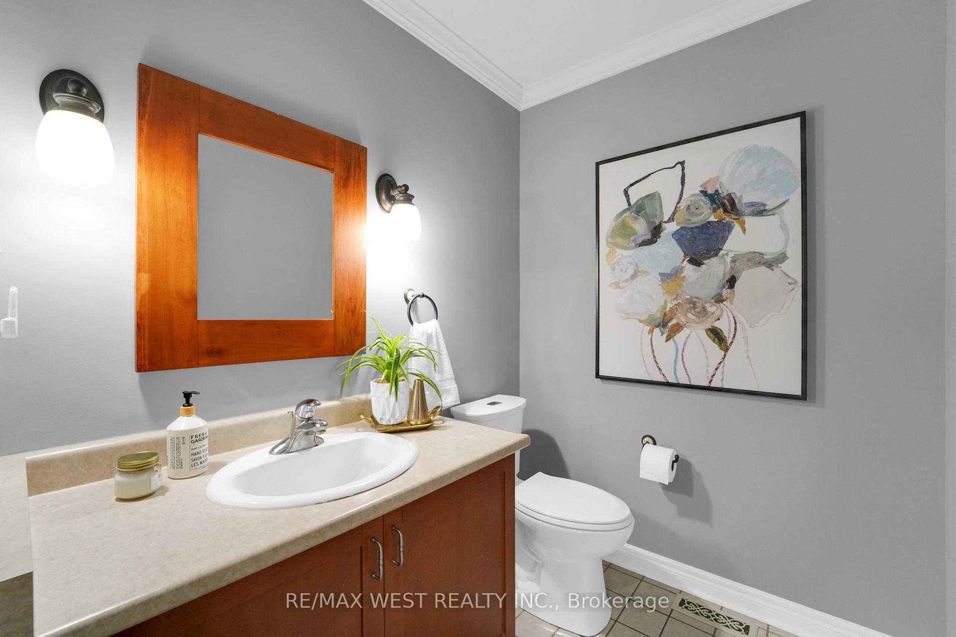 Photo 14 of 19 Haverhill Terrace, Aurora, Bayview Wellington — HOMEH
