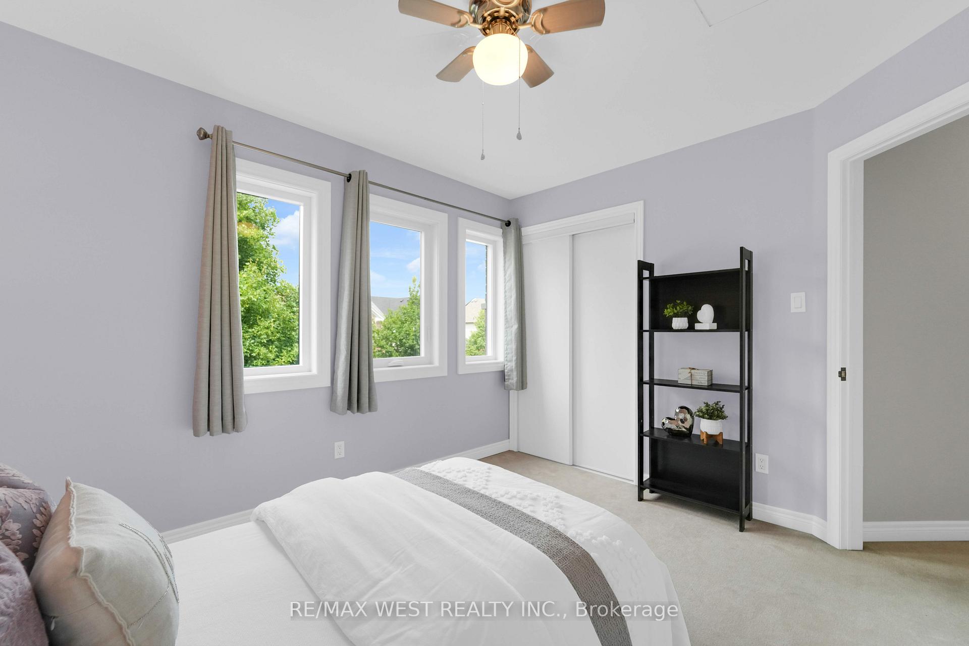 Photo 25 of 19 Haverhill Terrace, Aurora, Bayview Wellington — HOMEH